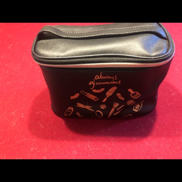 Makeup Bag - Picture 1 of 2